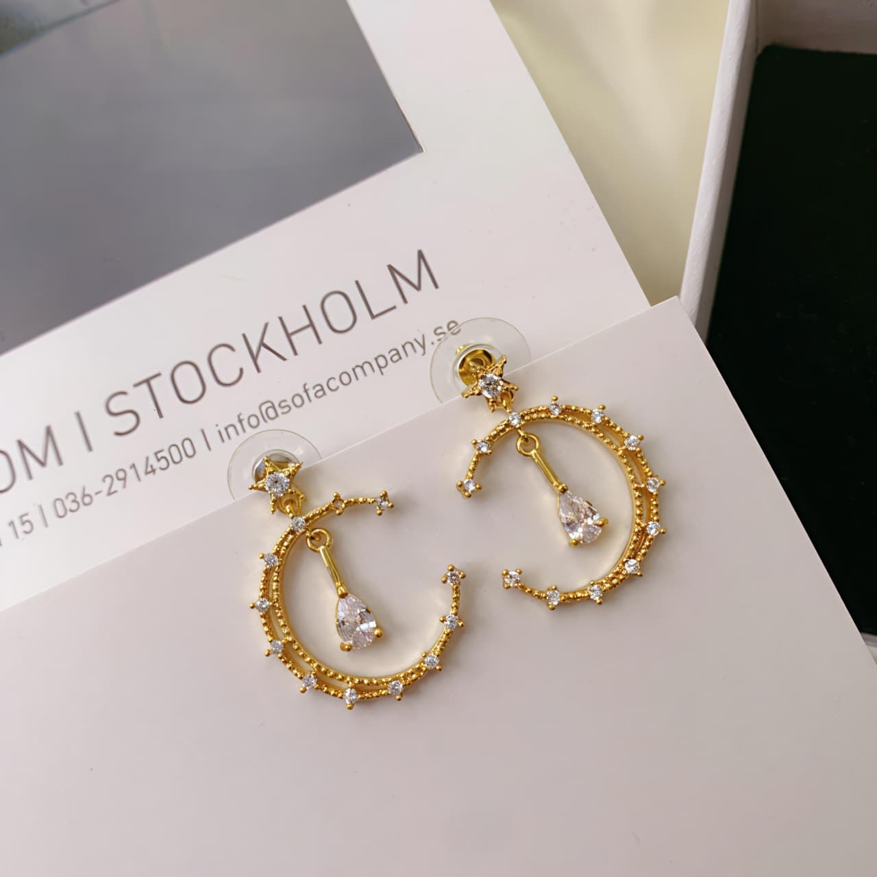 Sparkling Moon & Teardrop Earrings JL0033