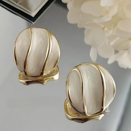 Elegant Ivory Shell Dome Earrings JL0016