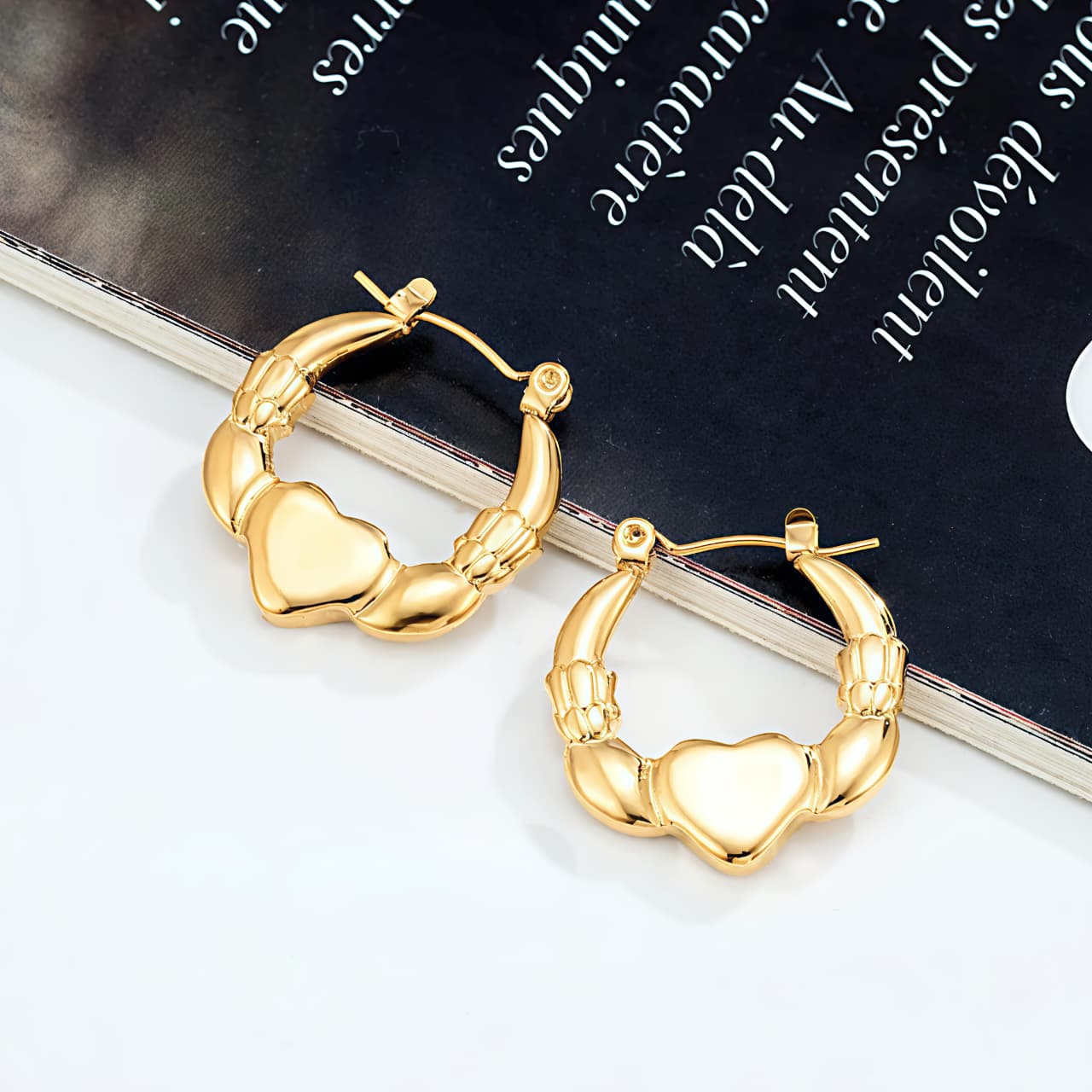 Classic Gold Heart Hoop Earrings JL0040