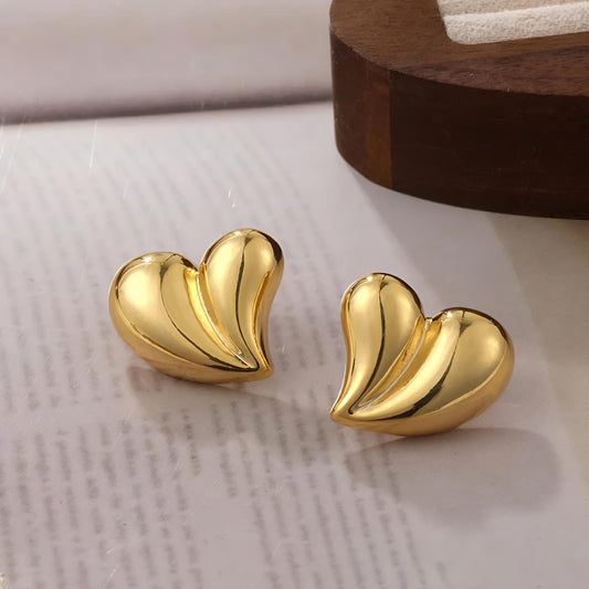 Golden Wave Heart Stud Earrings JL0041